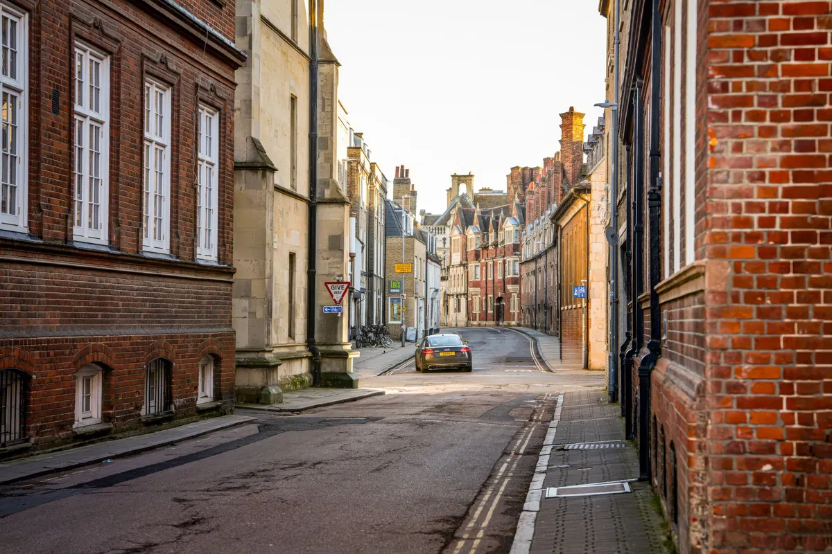 Why Local UK Chat Rooms Are Making a Comeback
